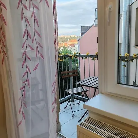Star With Terrace 4c Appartement Brno